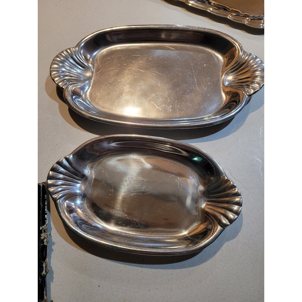 Wilton Armetale Scallop Handle Oval Tray Set of 2 Seashell 14" & 10.25" Pewter